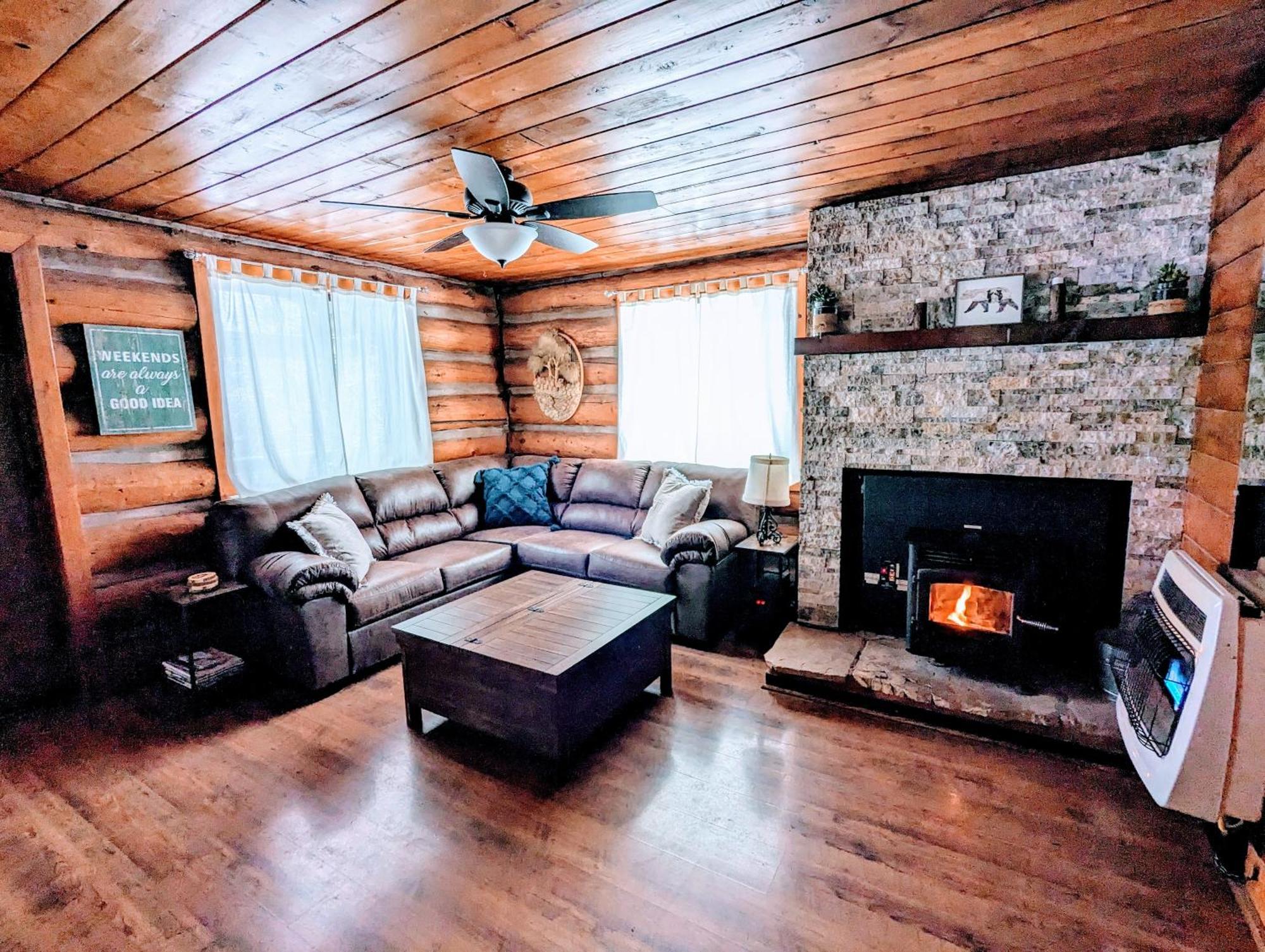 Cozy Cub Log - Year Round Tranquil Beauty Holiday home Pinetop-Lakeside